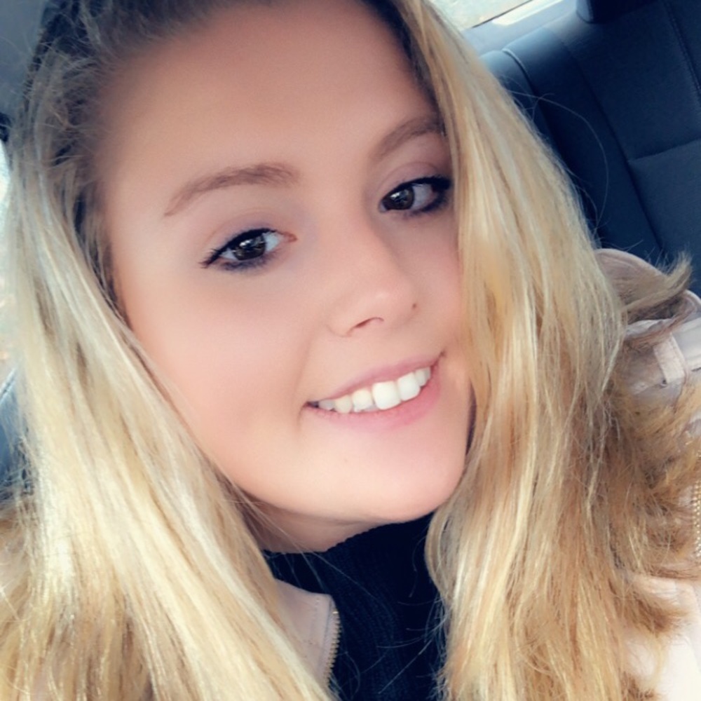 Meet your Posher, Ashley